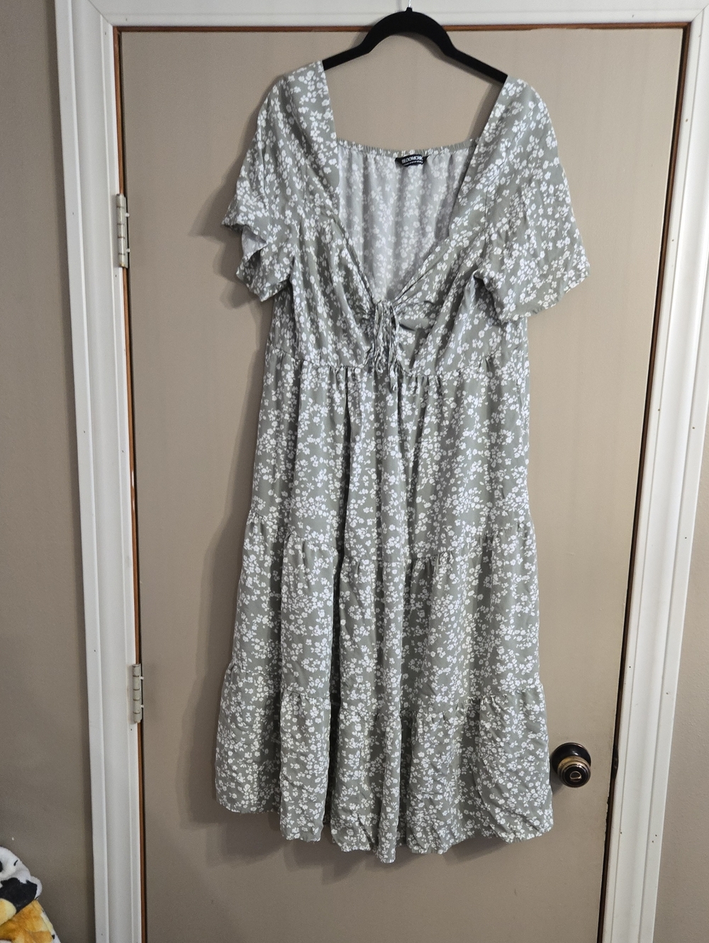 BloomChic Light Green Floral Tie-Front Tiered Midi Dress